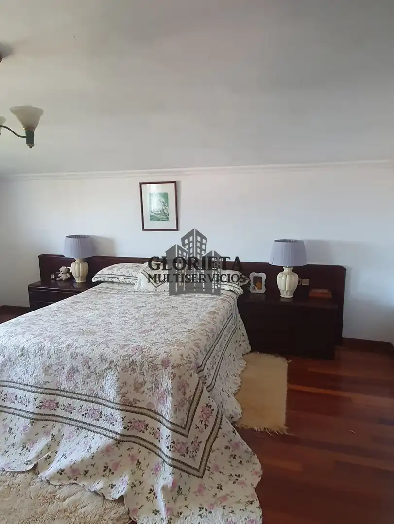 Bedroom of Houses for sale in Vigo   with Heating, Parquet flooring and Terrace