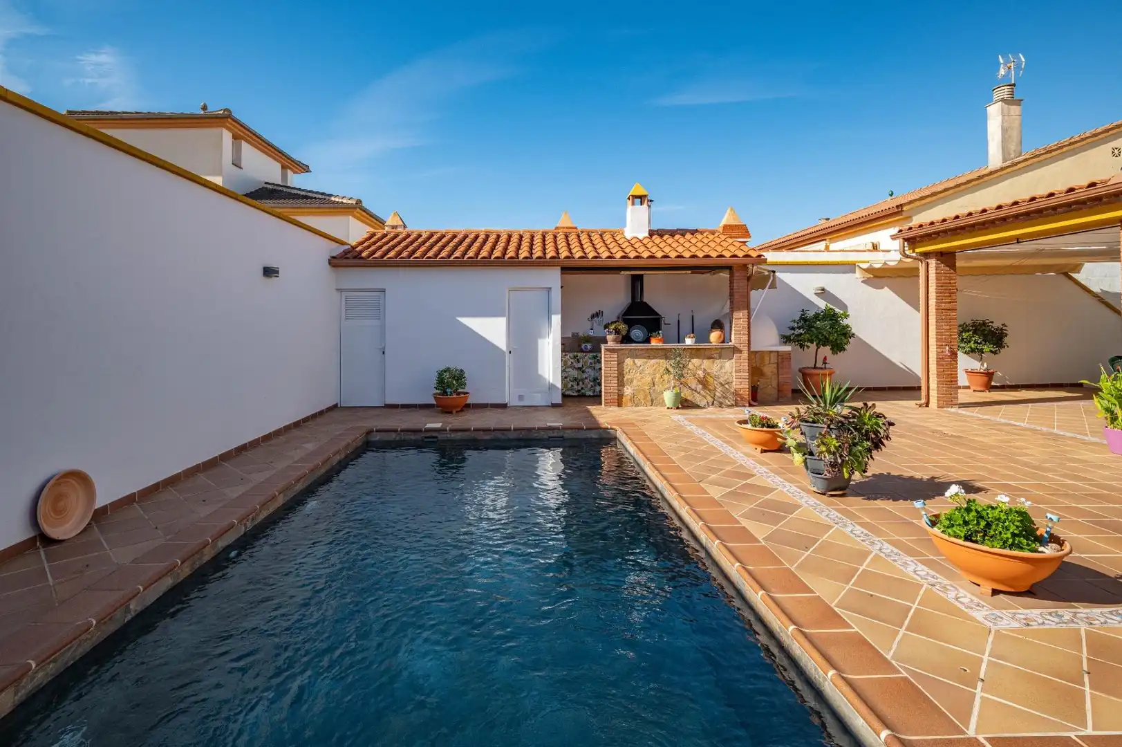 Piscina de Casa o chalet en venta en Albolote con Aire acondicionado, Calefacción y Terraza