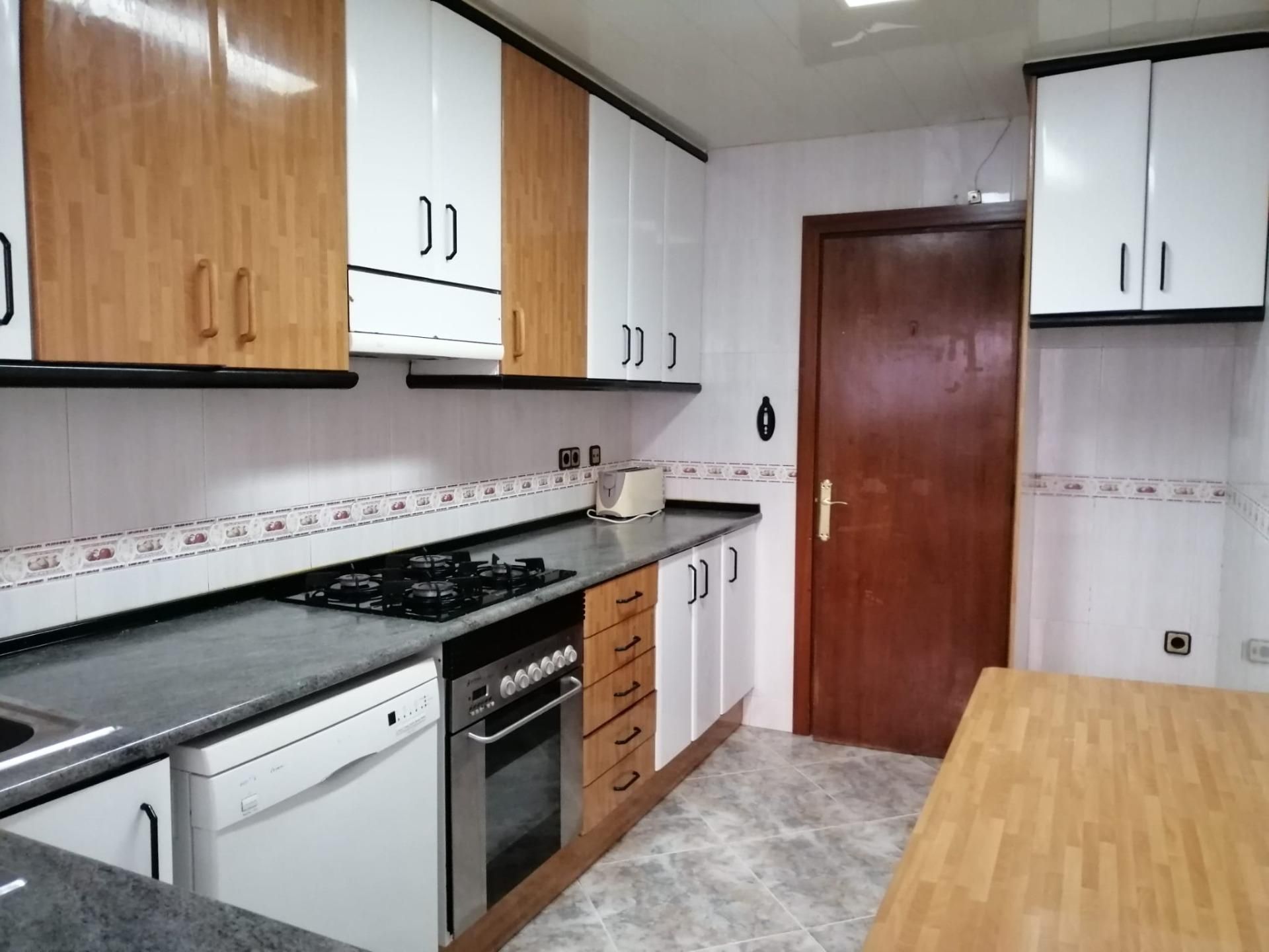 Kitchen of Flat for sale in Olesa de Montserrat  with Air Conditioner, Heating and Terrace