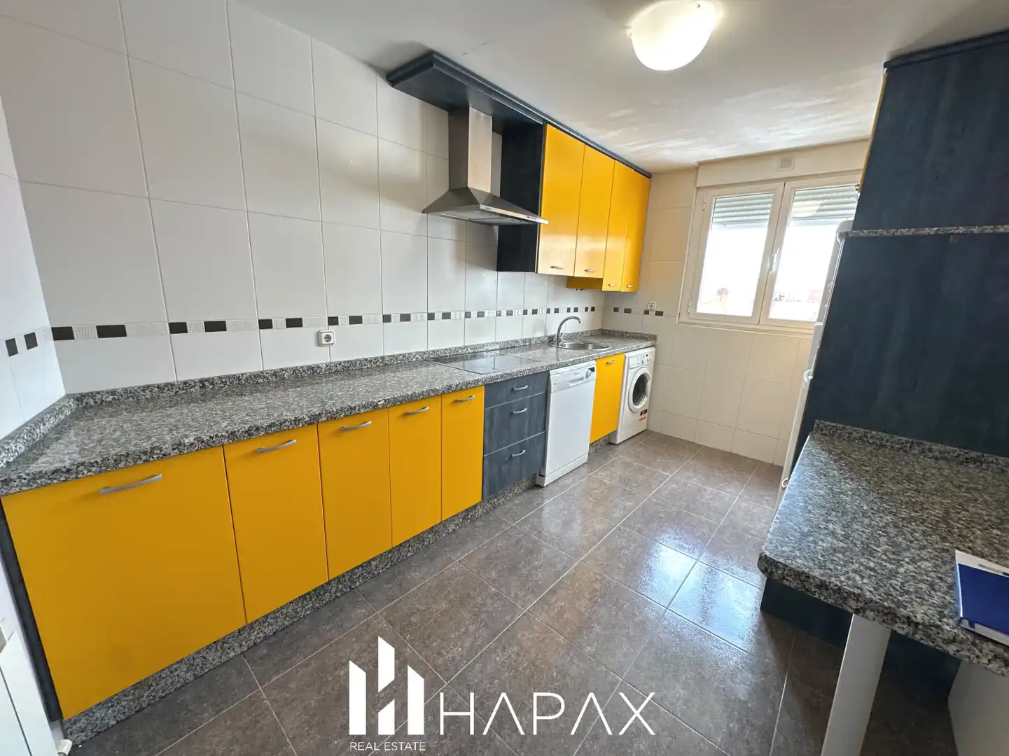 Cocina de Piso en venta en Villares de la Reina con Calefacción