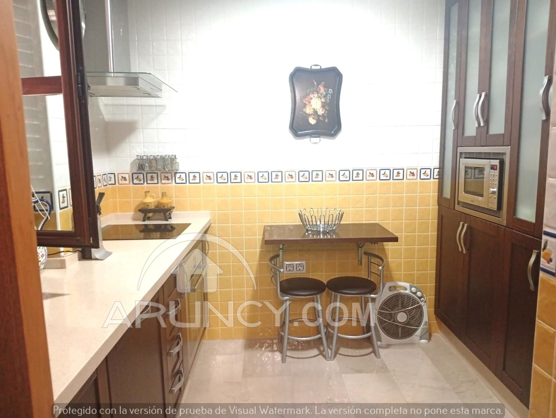 Cuina de Casa o xalet en venda en Alcalá de Guadaira amb Aire condicionat, Terrassa i Traster