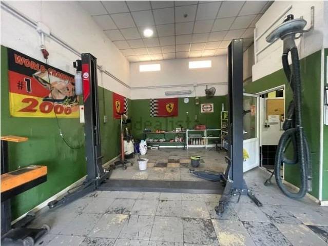 Local comercial en Alquiler en Tómbola