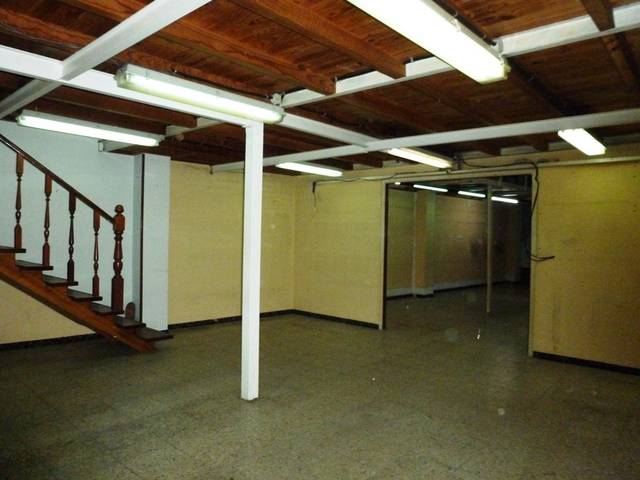 Local comercial en Alquiler en Rúa Pino en Fátima