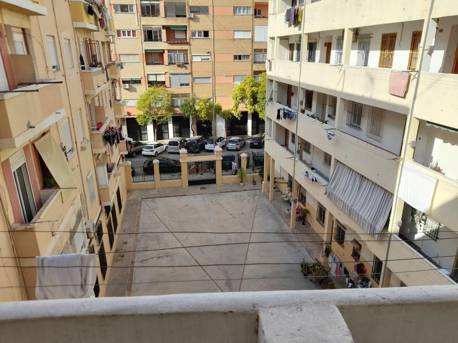 Exterior view of Flat for sale in  Valencia Capital  with Balcony
