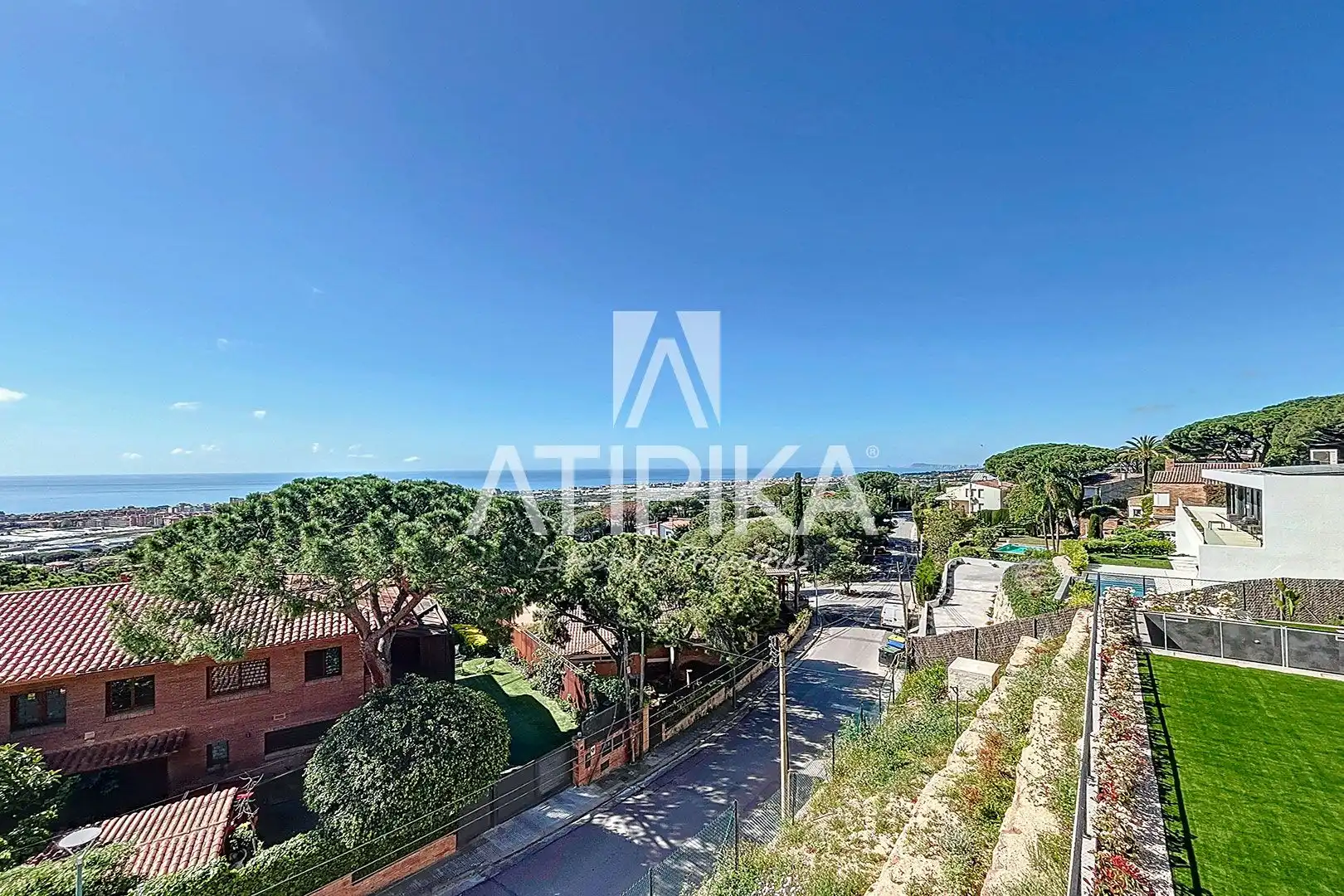 Vista exterior de Casa o xalet en venda en Cabrils amb Aire condicionat, Calefacció i Terrassa
