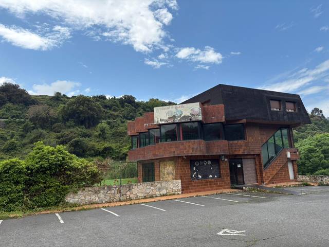 Casa-chalet en Venta en Barrio Valle en Zierbena