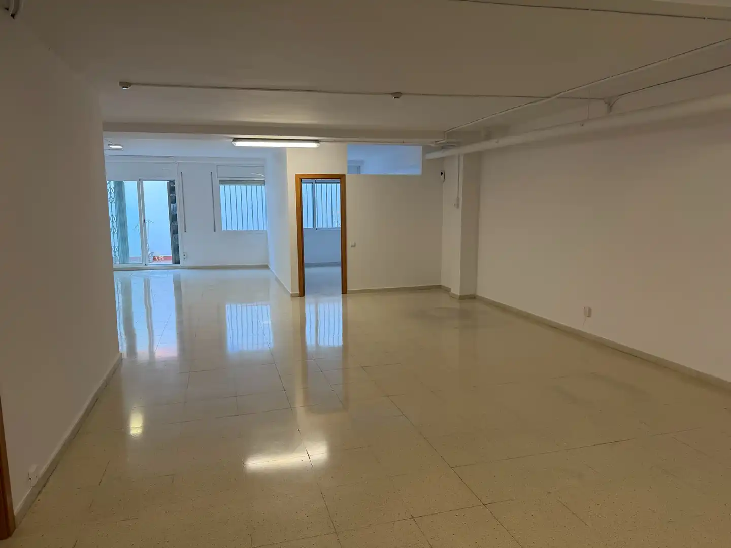 Local comercial de lloguer a Avinguda de Martí Pujol