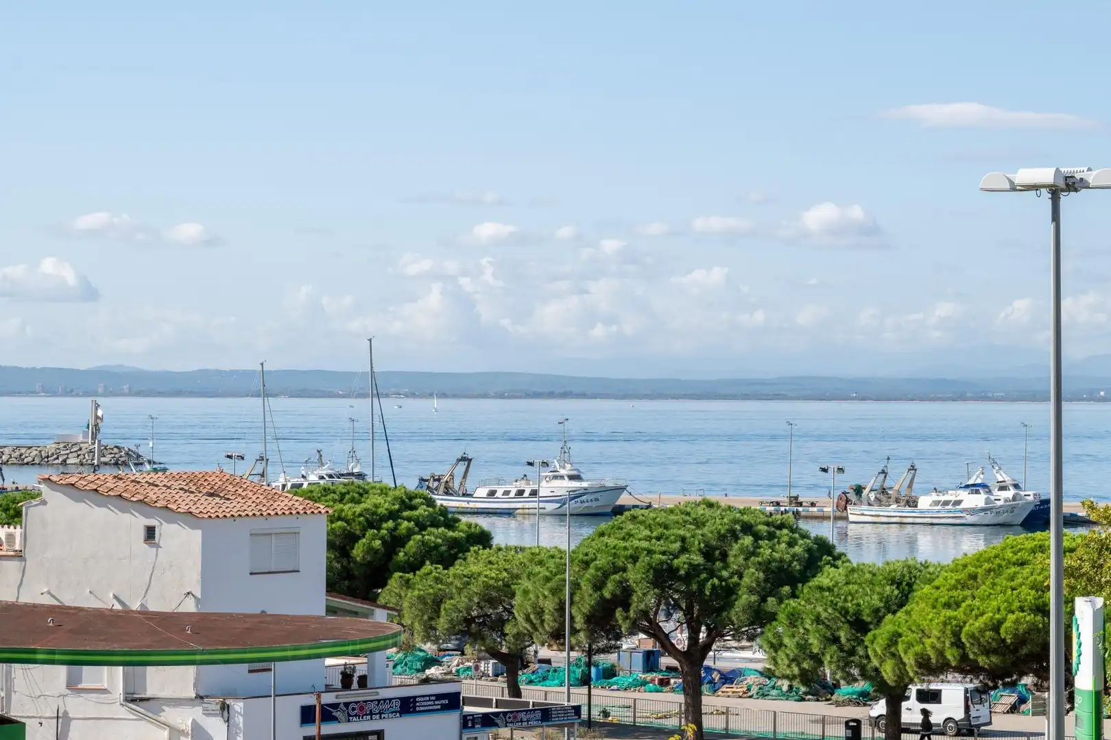 Apartment with terrace for sale in Almadrava - Canyelles - Puig-Rom, imagen 4