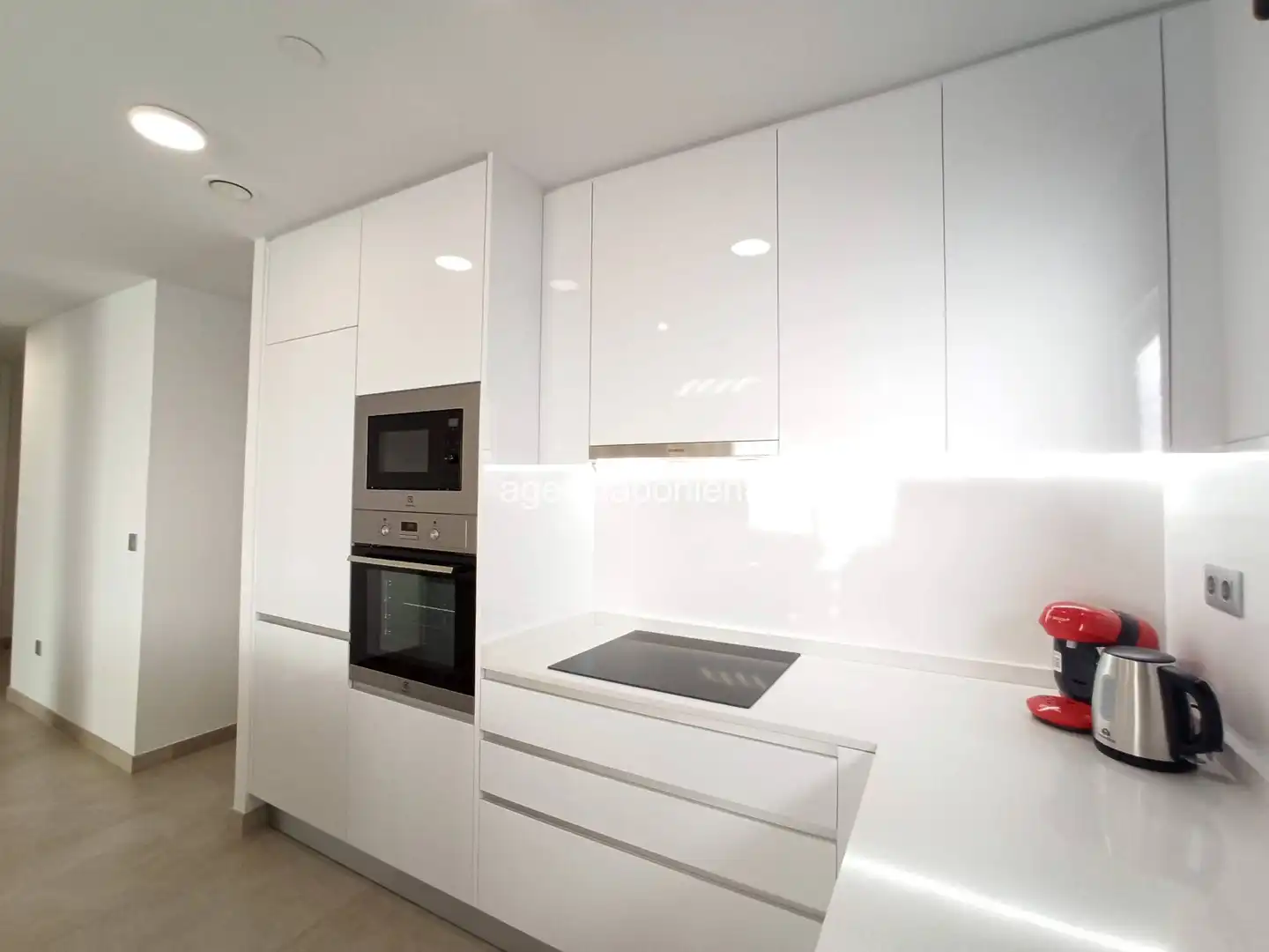 Cocina de Piso de alquiler en Benidorm con Aire acondicionado, Calefacción y Terraza