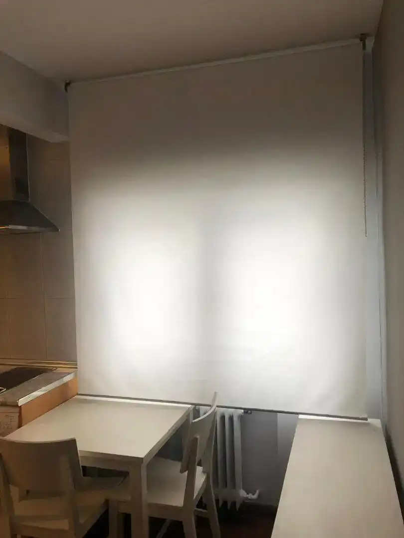 Vista exterior de Estudi en venda en Madrid amb Parquet, Moblat i Rentadora