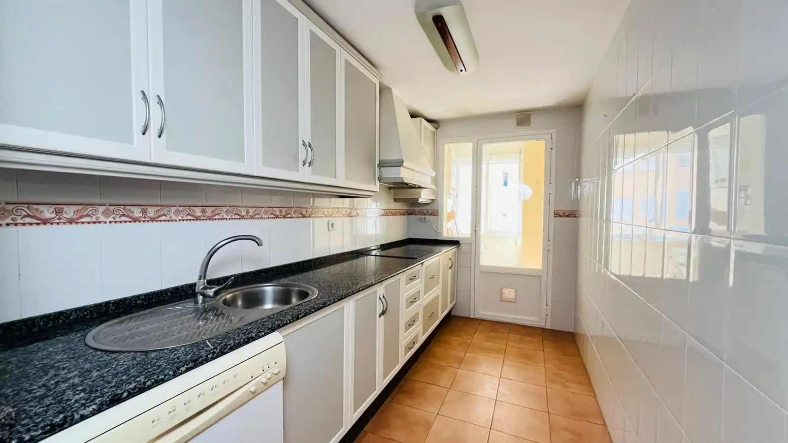 Cuina de Pis en venda en San Fernando amb Terrassa