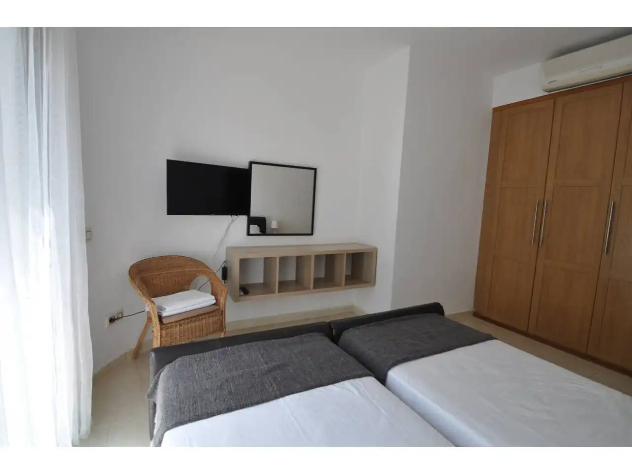Bedroom of Houses for sale in Lloret de Mar  with Private garden, Swimming Pool and Furnished