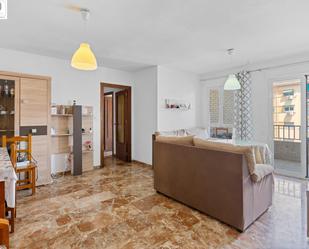 Living room of Flat for sale in  Granada Capital  with Air Conditioner, Heating and Terrace