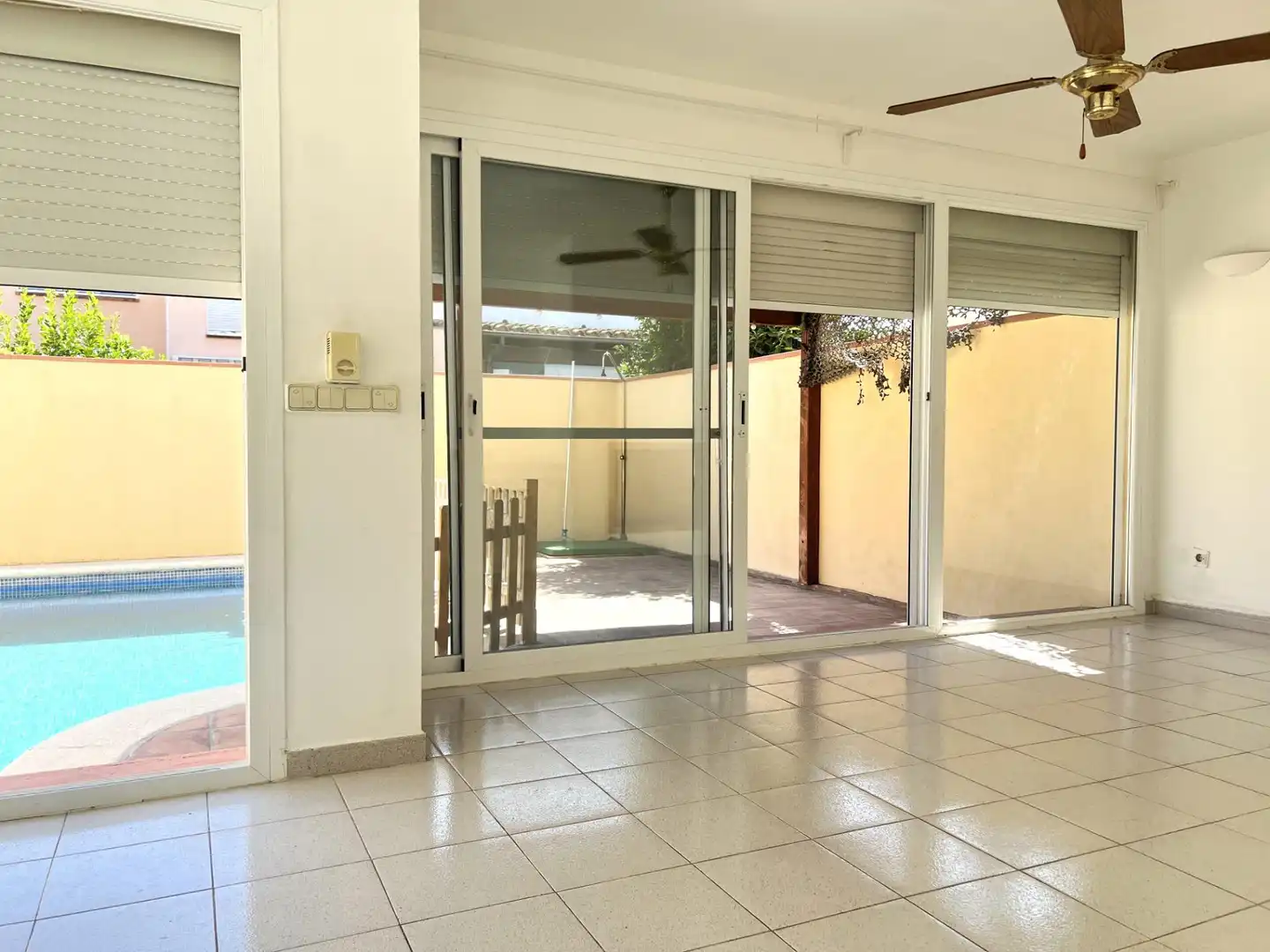 Adossat amb piscina en venda a Sant Pere Pescador, imagen 16