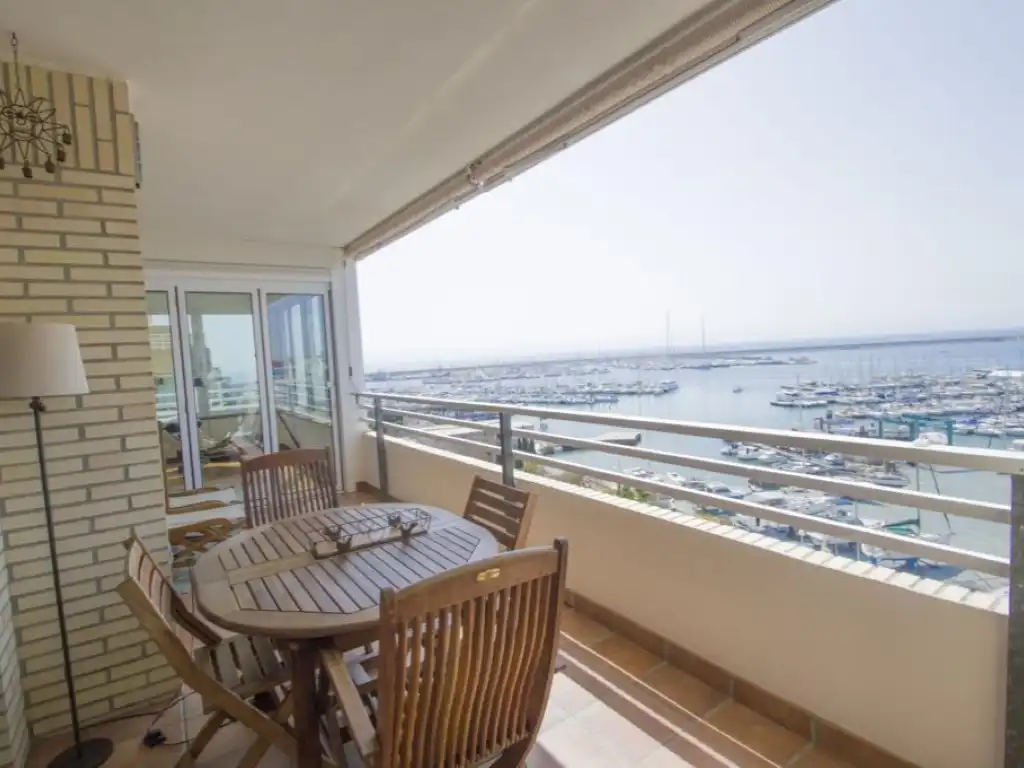 Penthouse with lift for sale in Travesia Jose Huertas Morion, 2