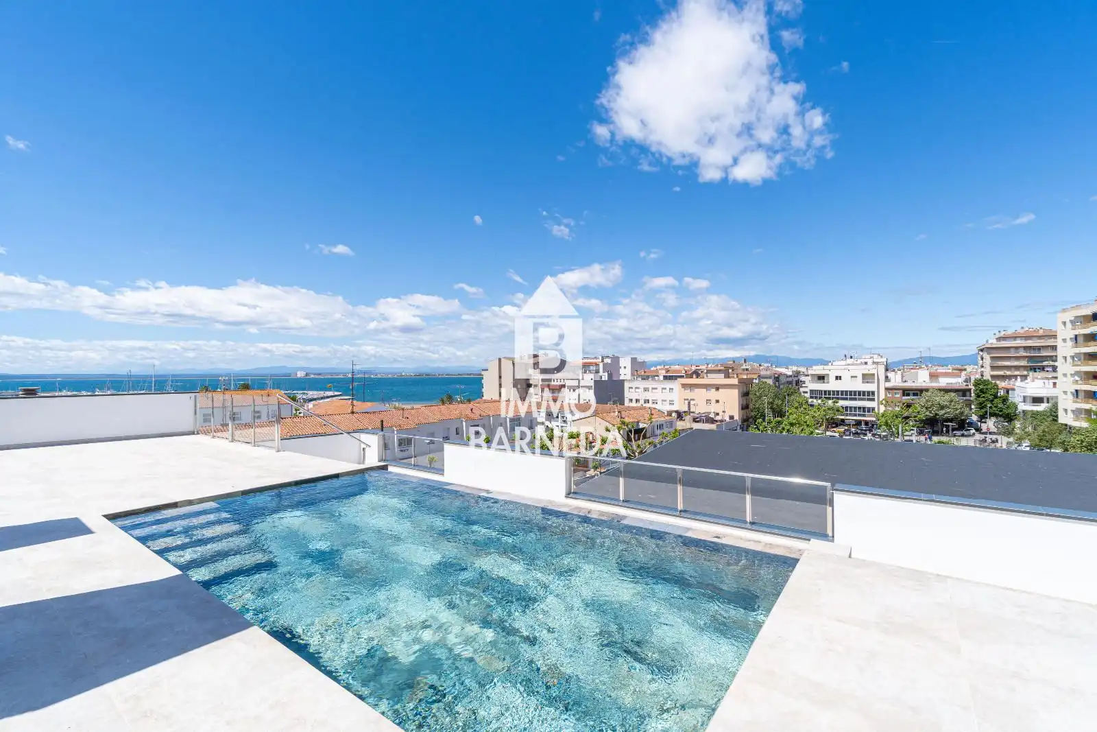Vista exterior de Piso en venta en Roses con Aire acondicionado, Calefacción y Terraza
