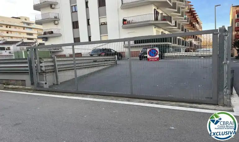 Parkplatz zum Verkauf in Muga - Gran Reserva - Badia, imagen 5