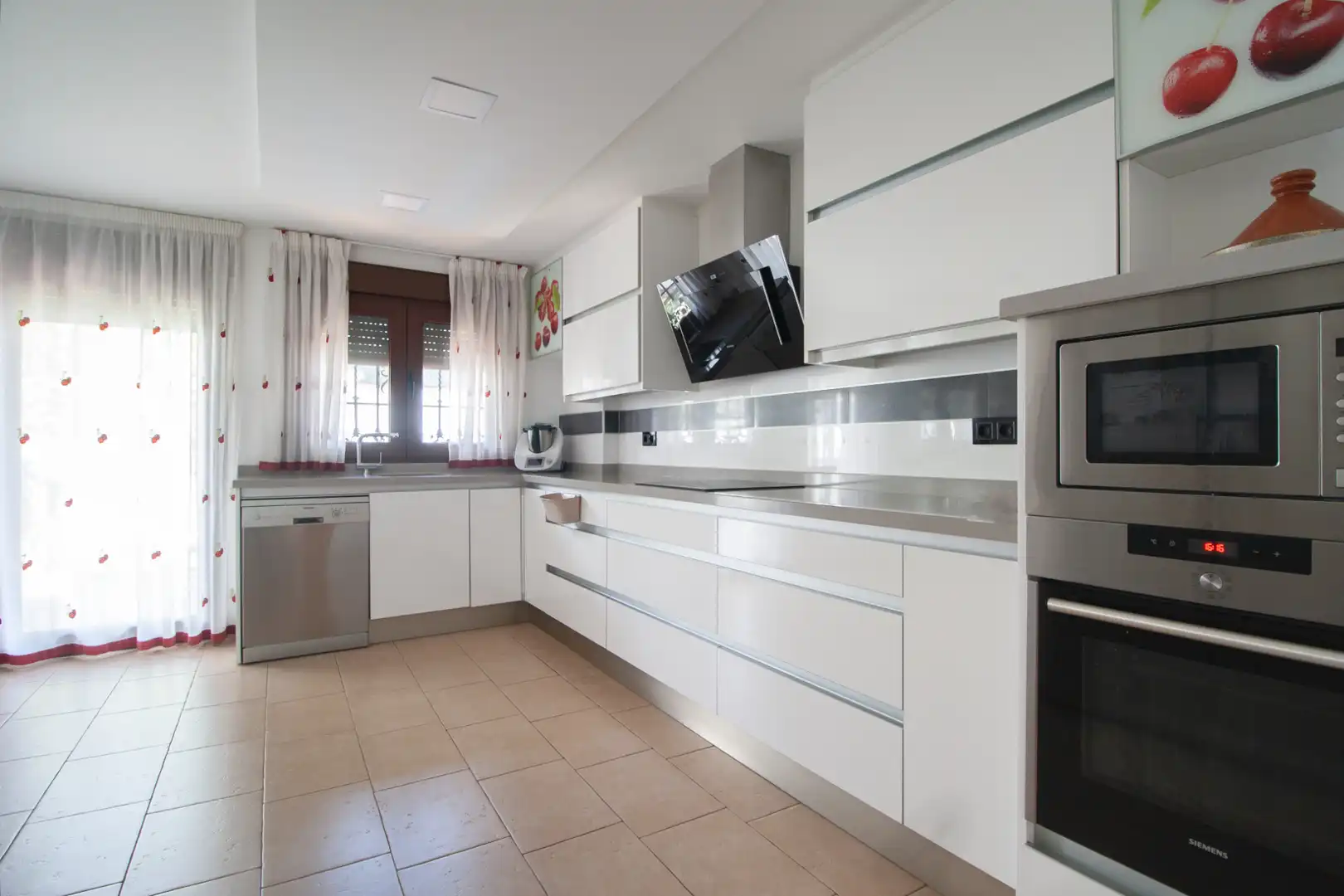 Cocina de Casa o chalet en venta en Gójar con Aire acondicionado, Calefacción y Jardín privado