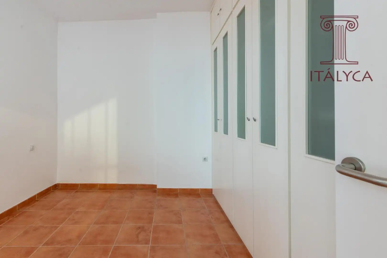 Wohnung zum Verkauf in Sevilla mit Klimaanlage und Heizung