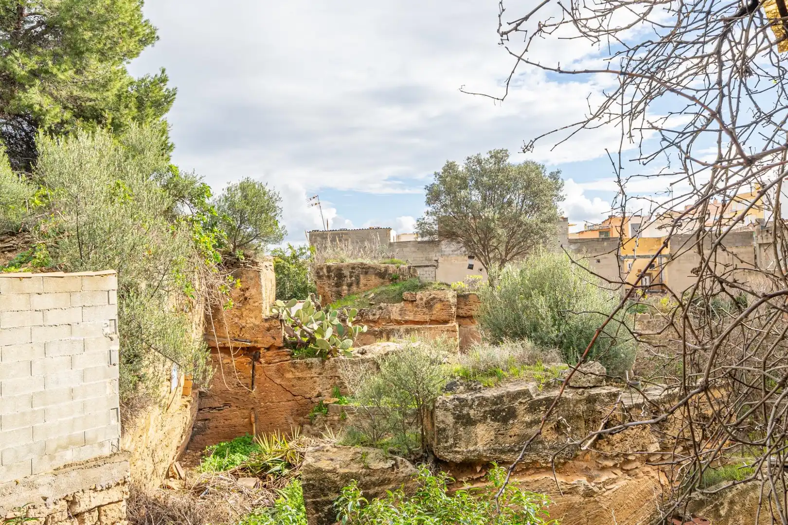 Gebäude zum Verkauf in Carrer del Cardenal Rossell, El Coll d'en Rabassa