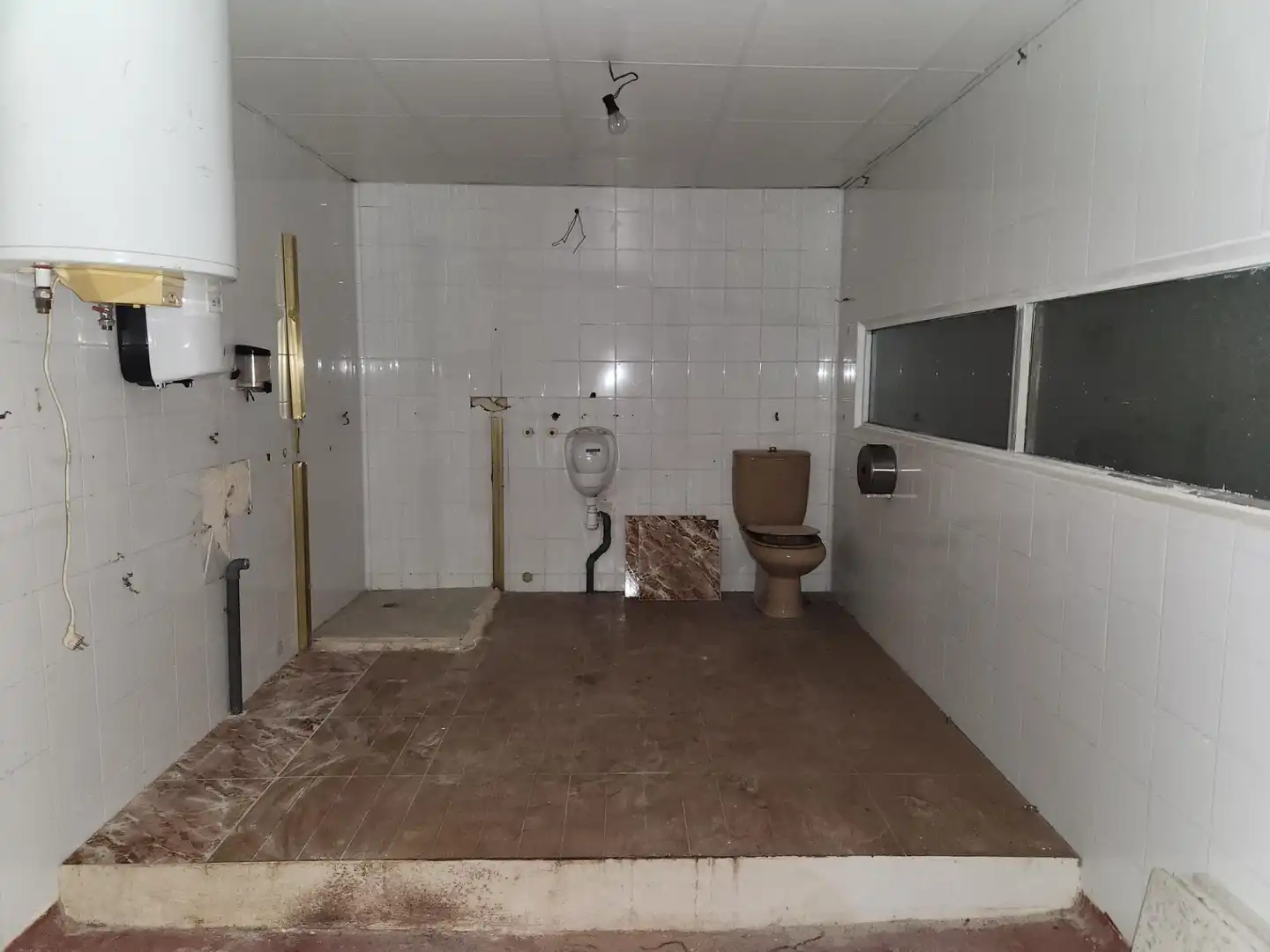 Badezimmer von Geschaftsraum zur Miete in Benidorm