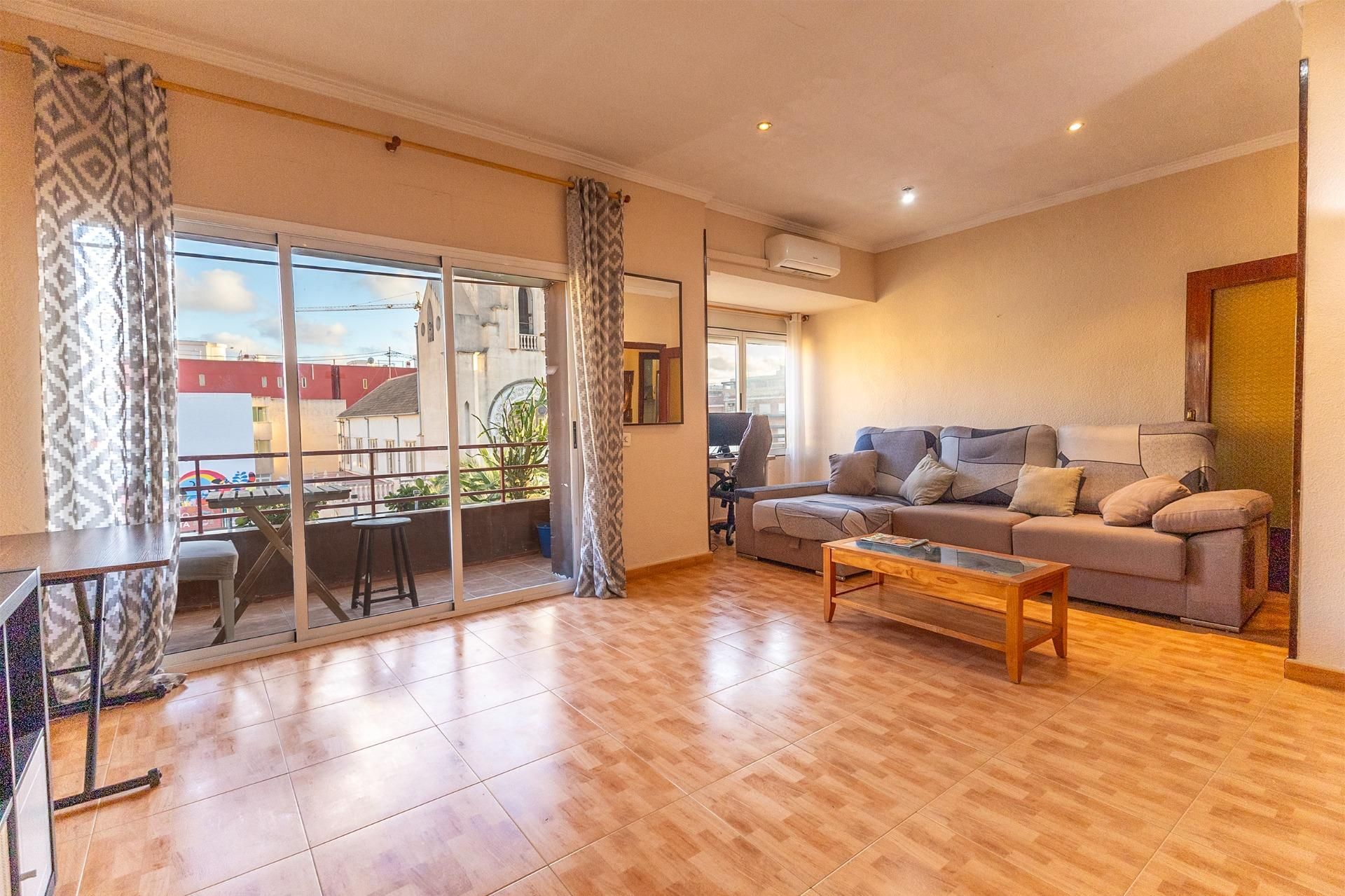 Exterior view of Flat for sale in Alicante / Alacant  with Air Conditioner and Terrace