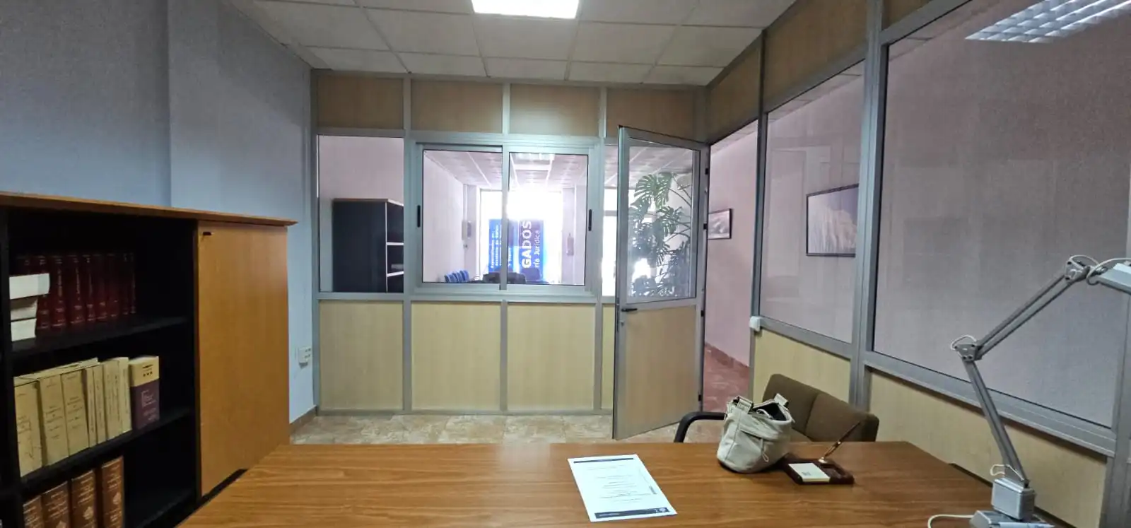 Local comercial en alquiler en Avenida Primero de Mayo, imagen 6