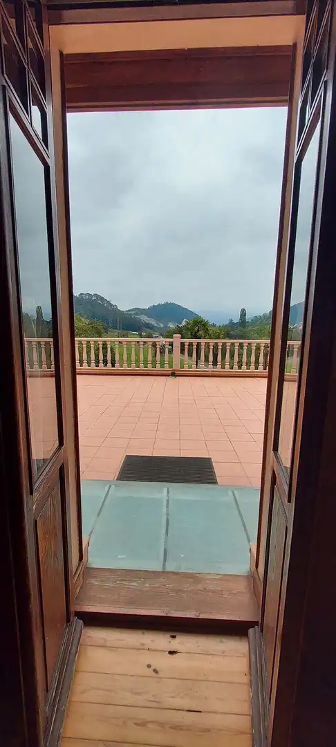 Terrassa de Finca rústica en venda en Salas amb Calefacció, Jardí privat i Parquet