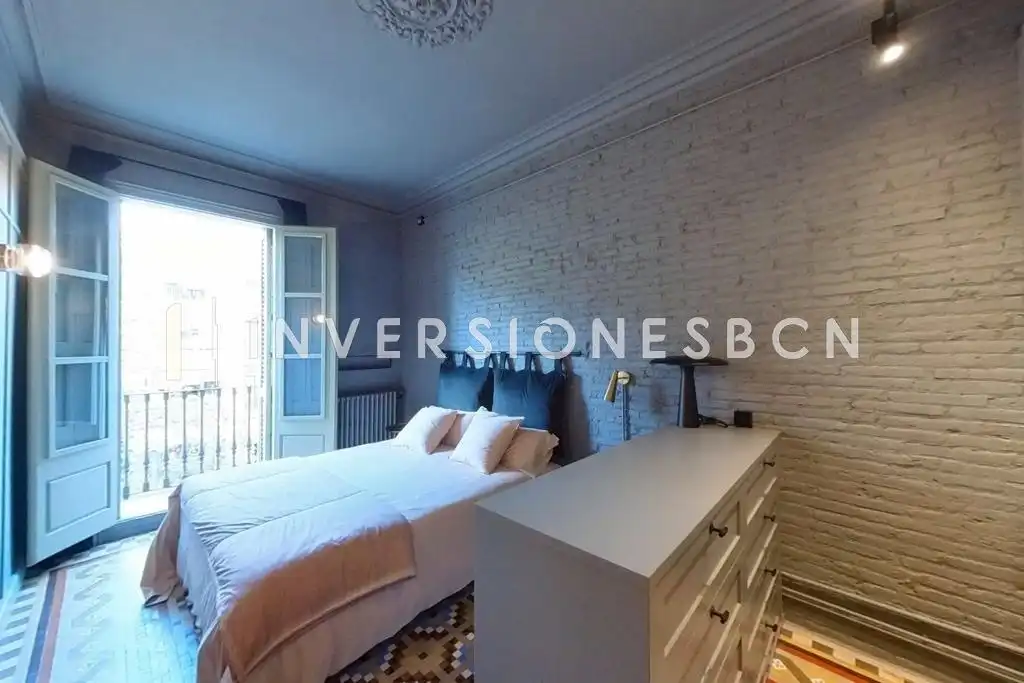Flat for rent in Calle TRAFALGAR, Sant Pere, Sta. Caterina i la Ribera