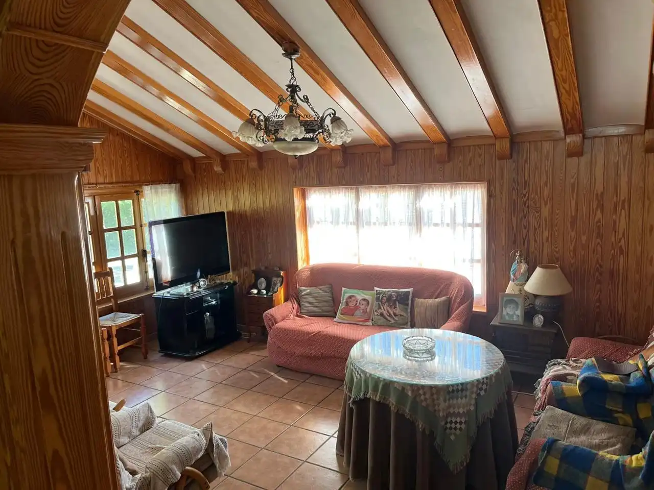 Sala de estar de Casa o chalet en venta en Salinas con Aire acondicionado, Jardín privado y Terraza