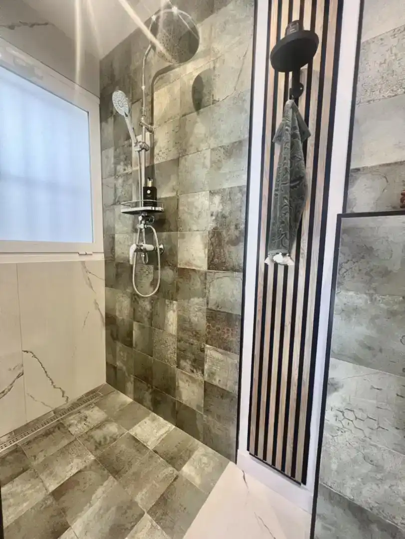Baño de Piso en venta en  Palma de Mallorca con Aire acondicionado