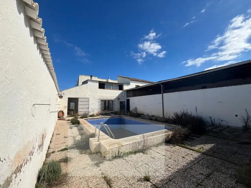 Außenansicht von Haus oder Chalet zum Verkauf in Antequera