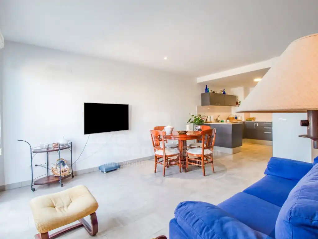 Sala d'estar de Pis en venda en Maó - Mahón amb Calefacció, Jardí privat i Terrassa