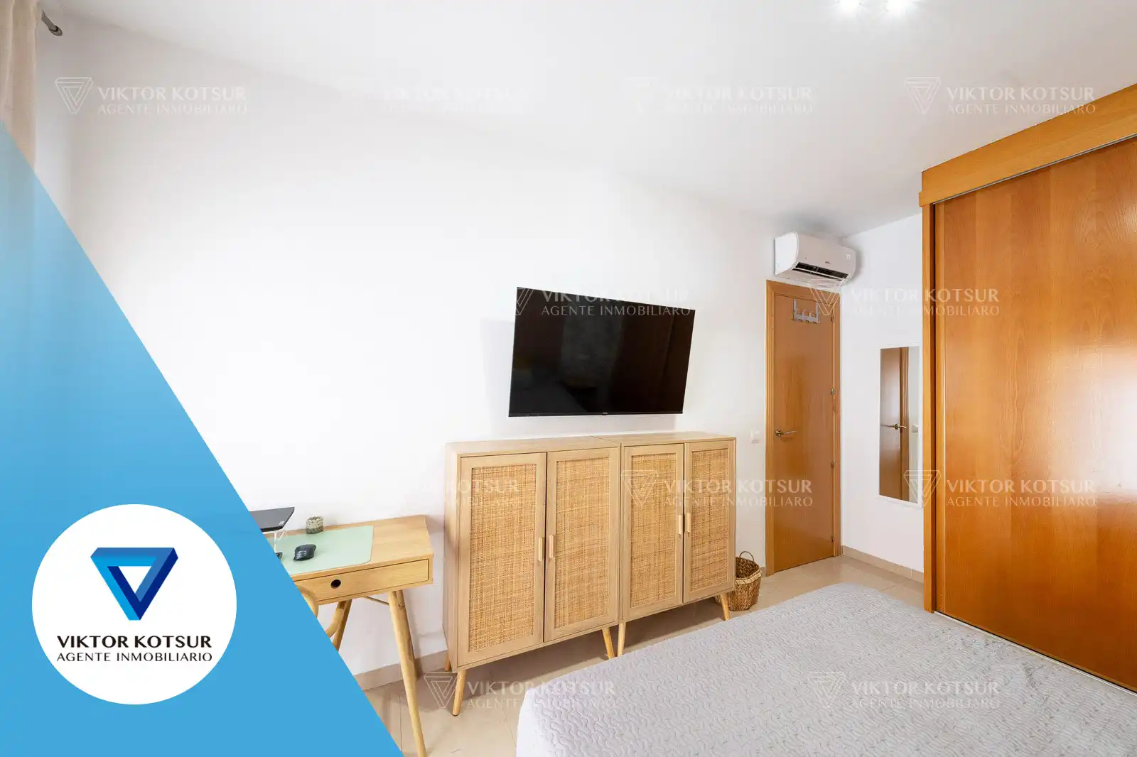 Bedroom of Flat for sale in Roquetas de Mar  with Air Conditioner, Terrace and Internet