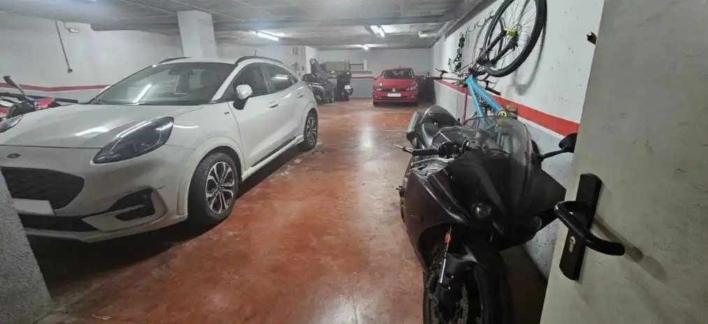 Parking of Ground floor for sale in Badalona  with Air Conditioner, Heating and Terrace