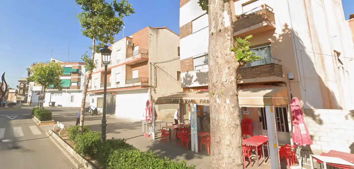 Vista exterior de Pis en venda en Bolbaite