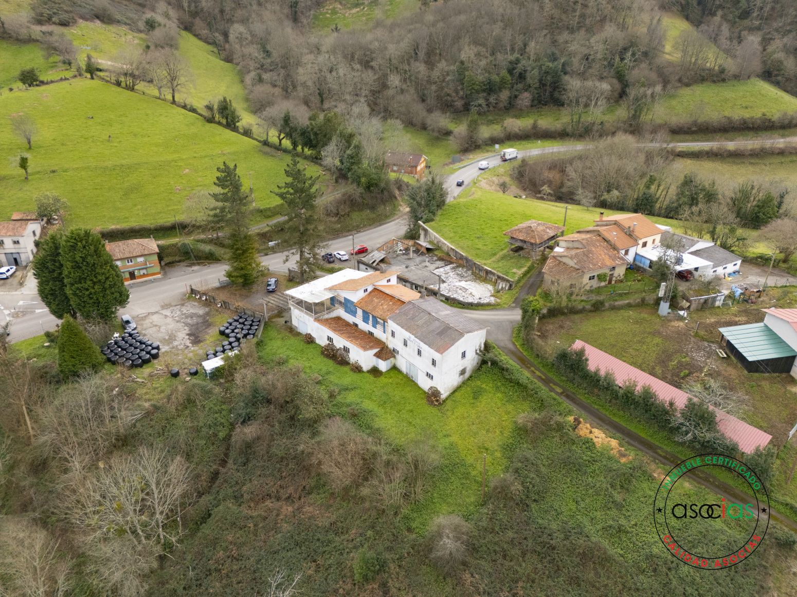 Vista exterior de Casa o xalet en venda en Cabranes amb Calefacció, Parquet i Terrassa