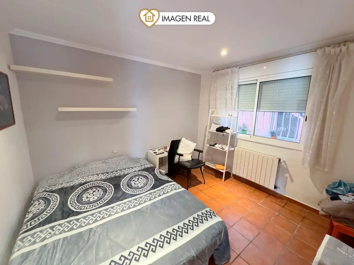Dormitori de Casa o xalet en venda en Vallirana amb Calefacció, Jardí privat i Terrassa