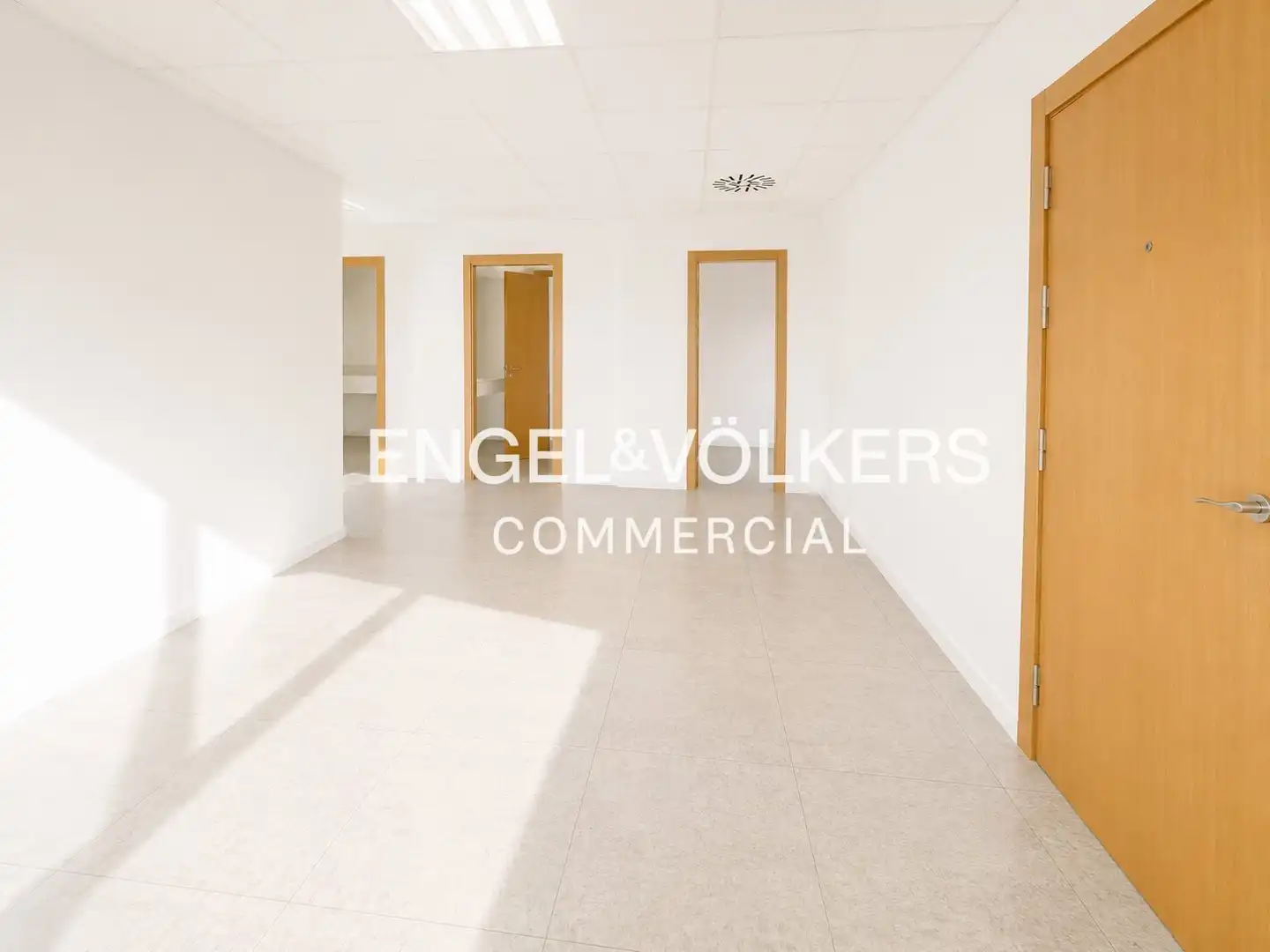 Oficina de alquiler en Sant Joan Despí con Aire acondicionado