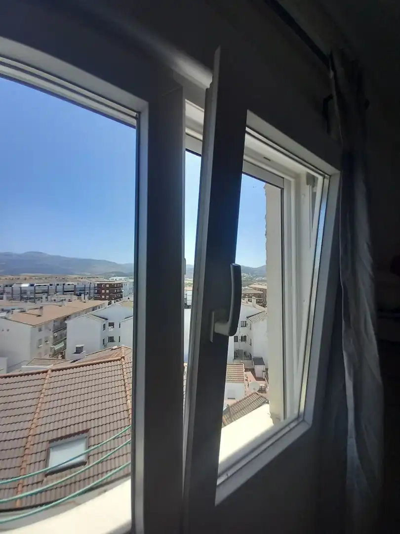 Vista exterior de Pis en venda en Ronda amb Aire condicionat, Calefacció i Terrassa