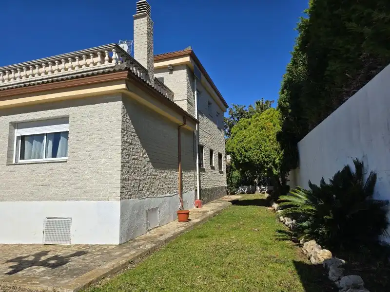 Exterior view of Houses for sale in Lloret de Mar