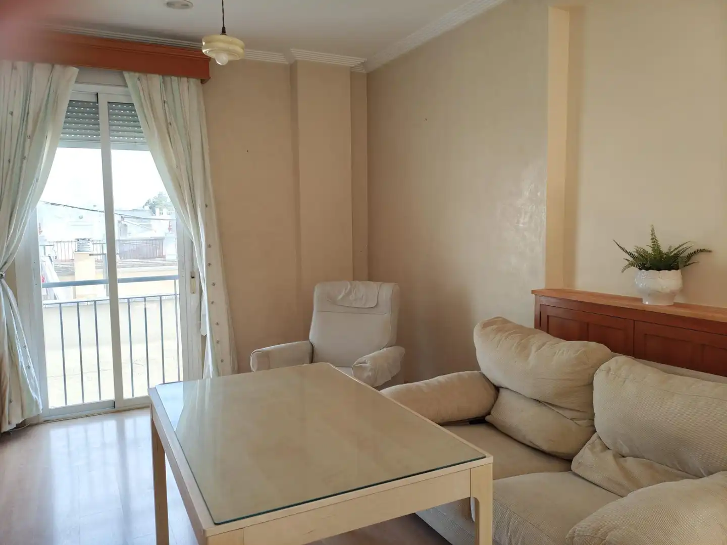 Sala de estar de Piso en venta en Sevilla con Balcón y Jacuzzi