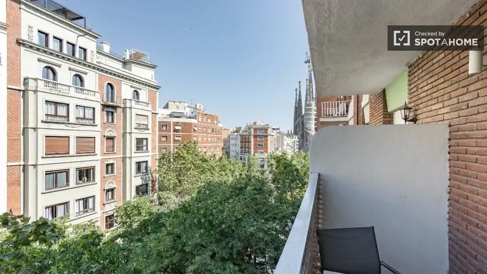 Terraza de Piso de alquiler en  Barcelona Capital con Aire acondicionado, Calefacción y Amueblado