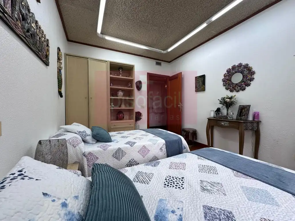 Dormitori de Casa o xalet en venda en Lugo