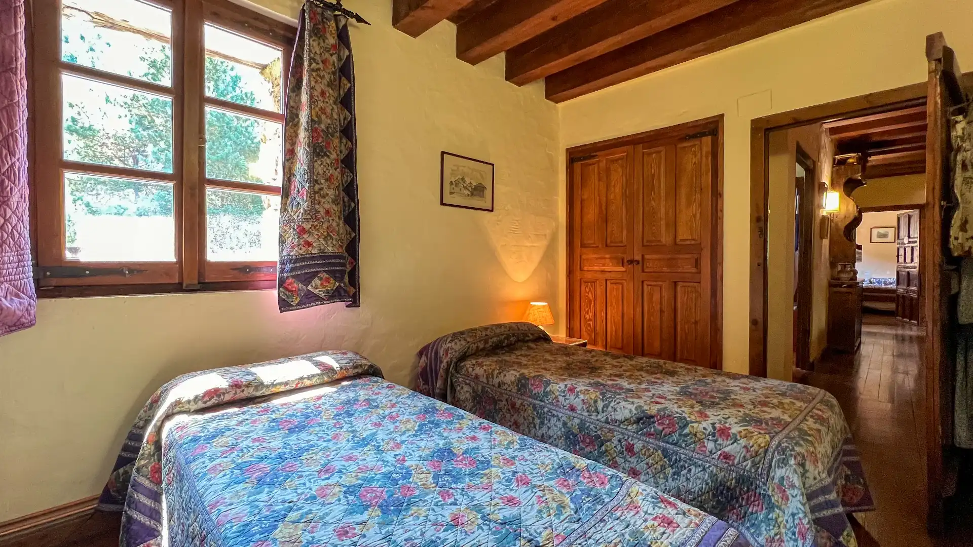 Dormitori de Casa o xalet en venda en Benasque amb Calefacció, Jardí privat i Parquet