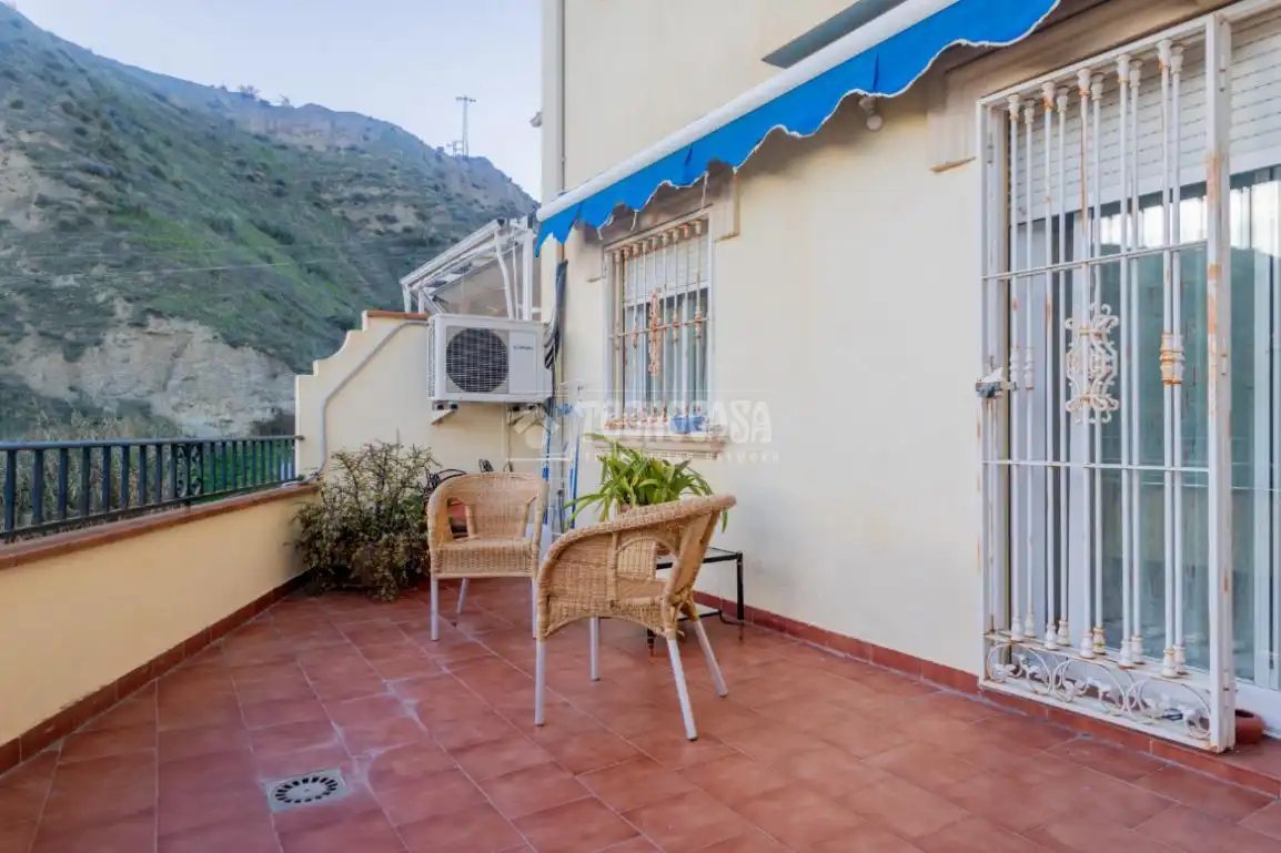 Terrassa de Casa adosada en venda en Cenes de la Vega amb Terrassa