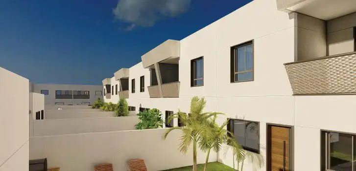 Vista exterior de Casa o xalet en venda en Zona Norte - Hospital - Urbanizaciones