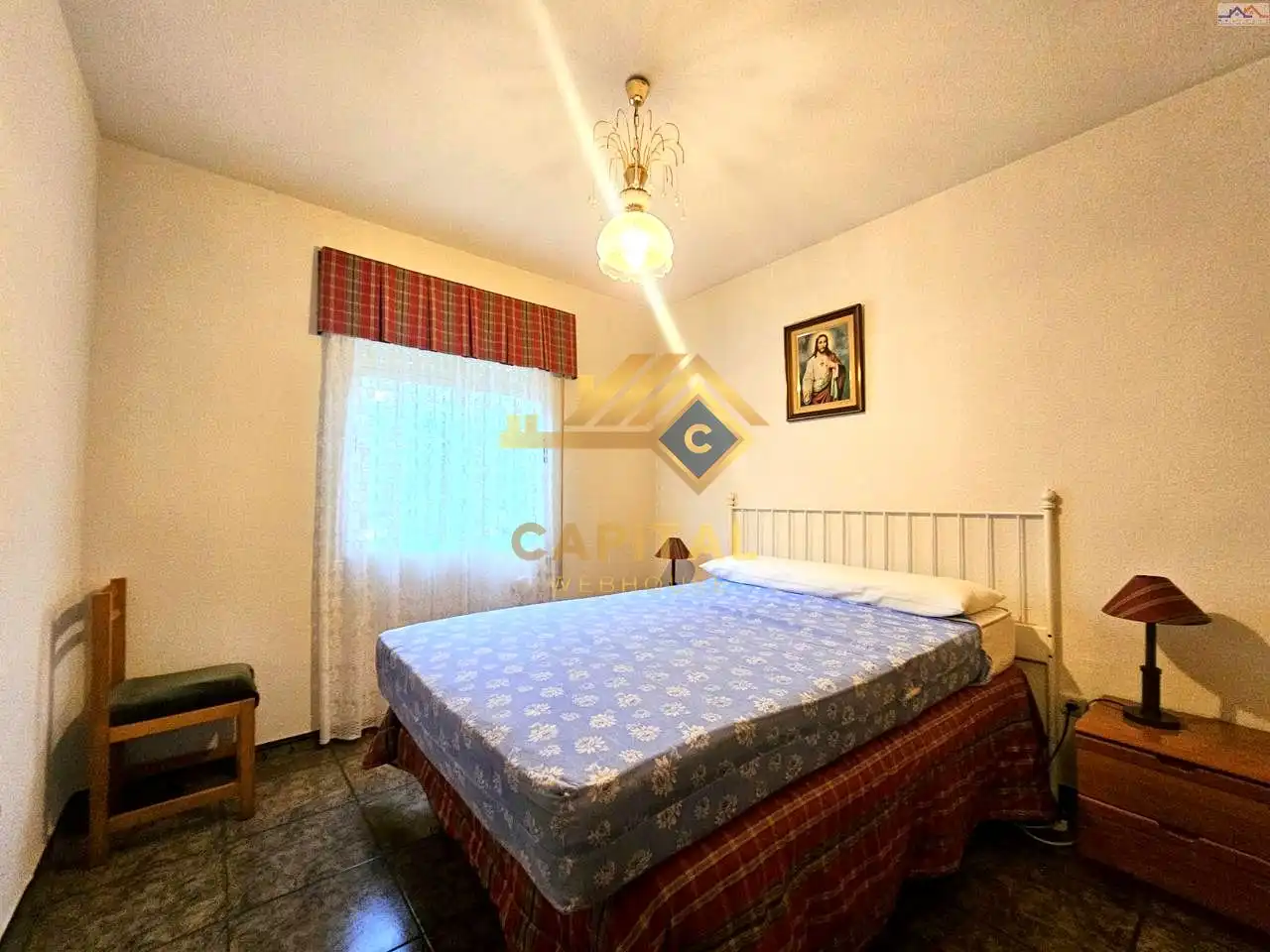 Dormitori de Casa o xalet en venda en Villa del Prado amb Traster i Piscina