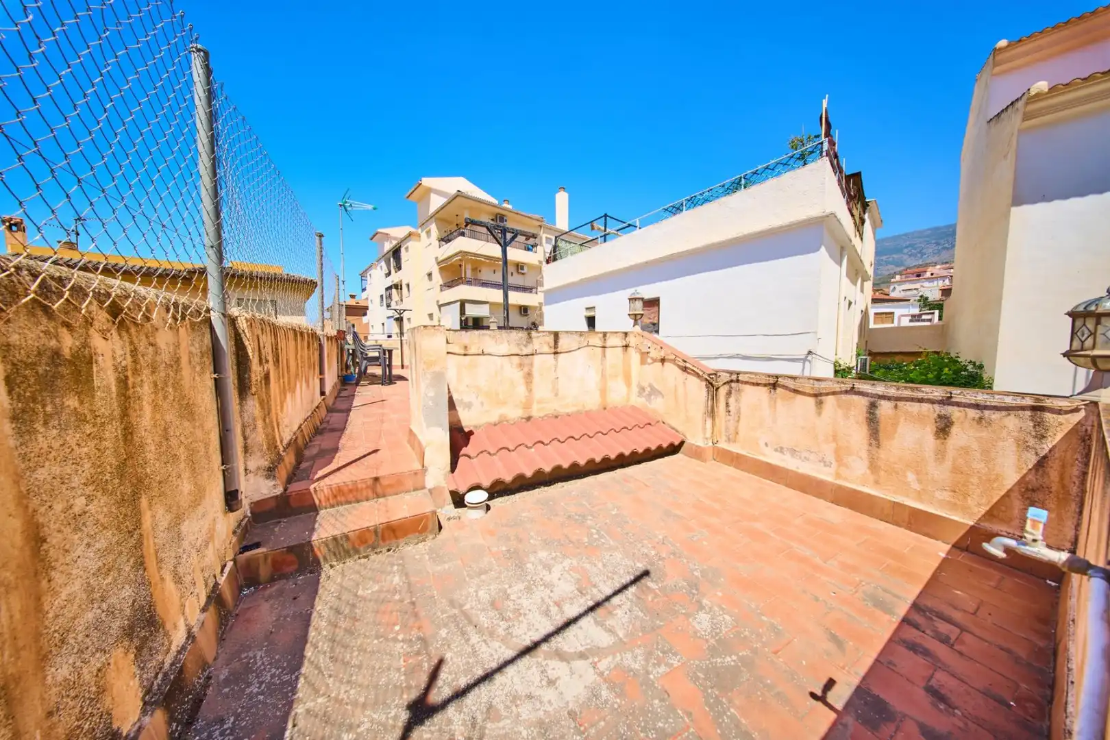 Vista exterior de Casa o xalet en venda en Órgiva amb Terrassa
