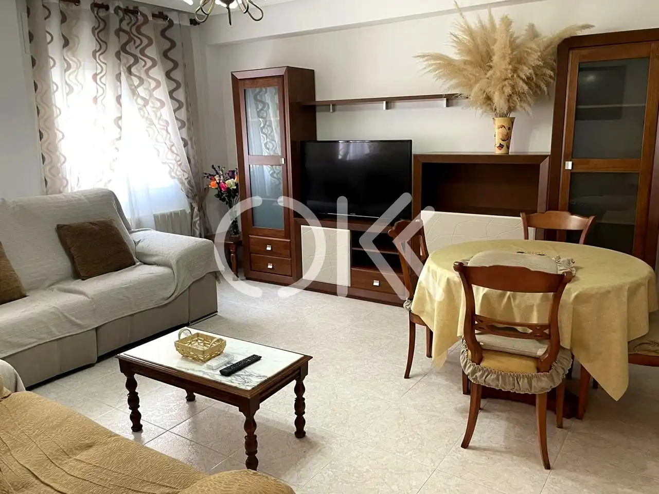 Living room of Ground floor for rent in Coria  with Air Conditioner, Heating and Furnished